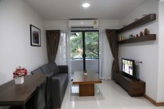 Eastwood condo 2 bedrooms for  1/11