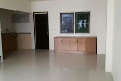 House/Town home for rent At Th 3/10