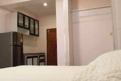 Room for rent at Tientong cond 1/9