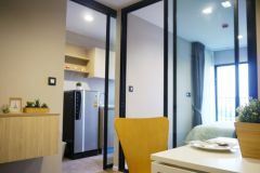 Condo for rent Tropicana near BTS Erawan fully furnished and electric appliances