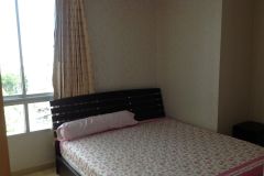 Room for rent near BTS Saphan- 1/6