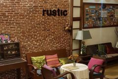 Rustic Guesthouse 3/7