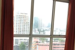 New room for rent at Life@phahol-Ari Condo