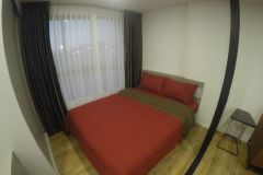 Condo for rent/Room for rent 1/8
