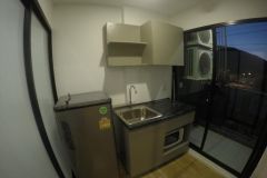 Condo for rent/Room for rent 2/8