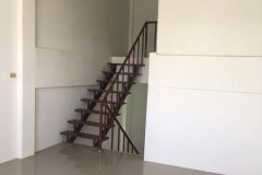 Commercial building for rent w 10/13