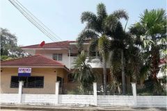 Two-Storey House for sale. The 1/1