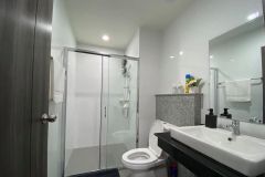 Detached condo for rent with 1 5/6