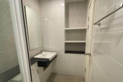 Detached condo for rent with 1 7/8
