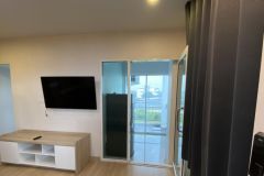 Detached condo for rent with 2 3/9