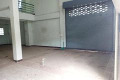 Commercial building for rent w 5/12