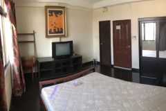 Room for monthly rent in Satho 4/10