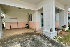Single storey house for rent w 4/6