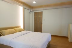 Mild by Rs apartment 40/50