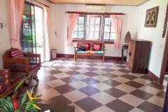 2-storey house for rent on Cha 18/25