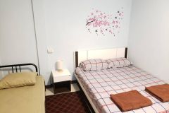 Big private room for rent. Nice and sunny room near BTS Saphankwai, JJ Market