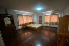 Townhouse for rent in pinklao 4/12