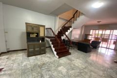 Townhouse for rent in pinklao 7/12