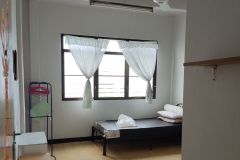 Room for rent at. Asok Dingdan 6/7