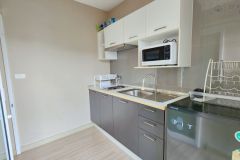 2 Bedroom fully furnished cond 13/17