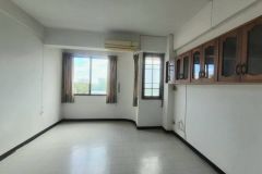 Room for rent, 4th floor Thept 1/9
