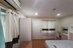 Condo For Rent Corner and Larg 7/15