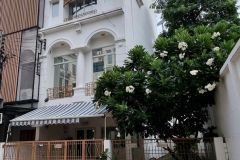 Townhouse/Home Office for Rent (Baan Klang Muang Radchada Ladprao)
