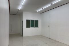 Free space, empty room for ren 5/6