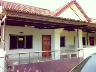 House for rent in Sadao