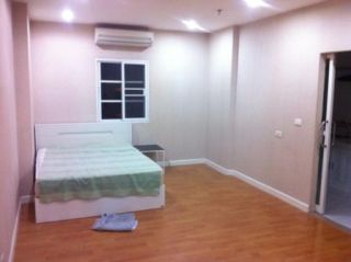 Condo for Rent near MRT tel.0642356995 pet can stay