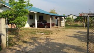 Single storey house for rent in Cha-Long-Rat Village, Amphur Maemoh, Lampang
