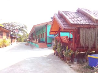 Fahsai house