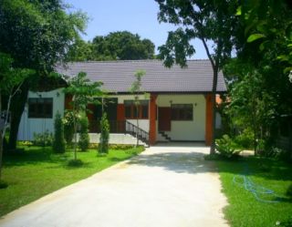 บ้านเชียงใหม่ให้เช่าใกล้ศูนย์ราชการ สนามก๊อลฟลานนา 12,000 บาท (House for rent Chiangmai)