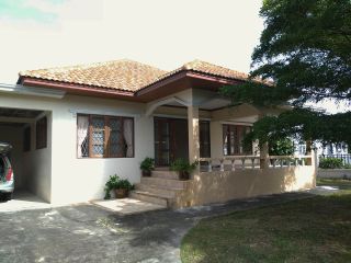 Detached House for rent Muang District, Prachuap Khiri Khan. Area 492 sqm. 2 bedrooms, 2 bathrooms,