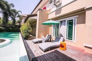Sale and rent house with private swimming pool.