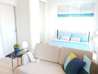 Noble Condo for RENT Fully-furnished Next to MRT
