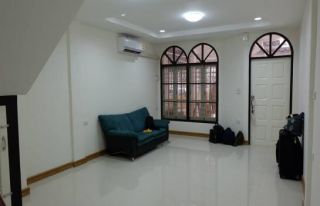 townhome for rent at soi ratchada 3