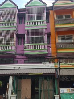 3.5 stories house for rent in the heart of Chiang Mai Town