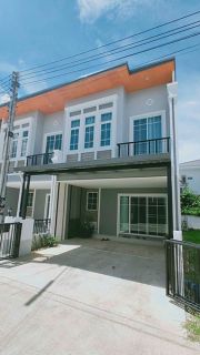 Townhome two storey for rent with in the city center.