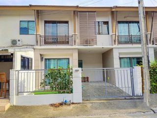 Townhome two storey for rent