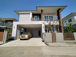 A house two storey for rent