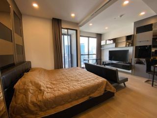 Room for rent at Ashton Chula Silom Condominium