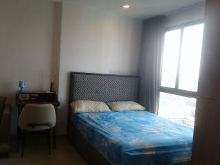 Room for rent at Ideo Sathorn - Thaphra Condominium