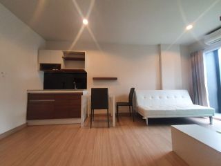 Detached condominium for rent with 1 bedroom and 1 bathroom