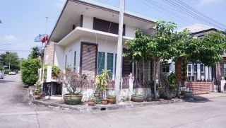 House for rent 3.5 km. from Promenada shopping mall.