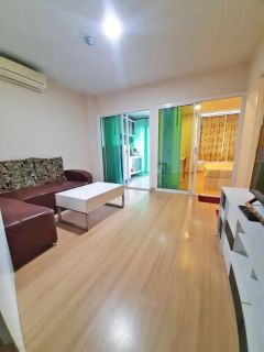 Detached condo for rent with 1 bedroom, 1 bathroom, 1 kitchen and 1 parking space.