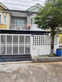 Townhouse for rent (New Innovate + Fully Furnished)