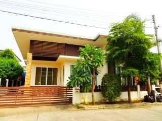 House for rent 4 km. from Promenada shopping mall.
