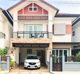 Luxury house for rent, Wua Lai Road, next to the city town, near Chiang Mai Airport