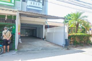 For rent 2.5 storey townhouse  near Nong Hoi, 89 Plaza, Chiang Mai District